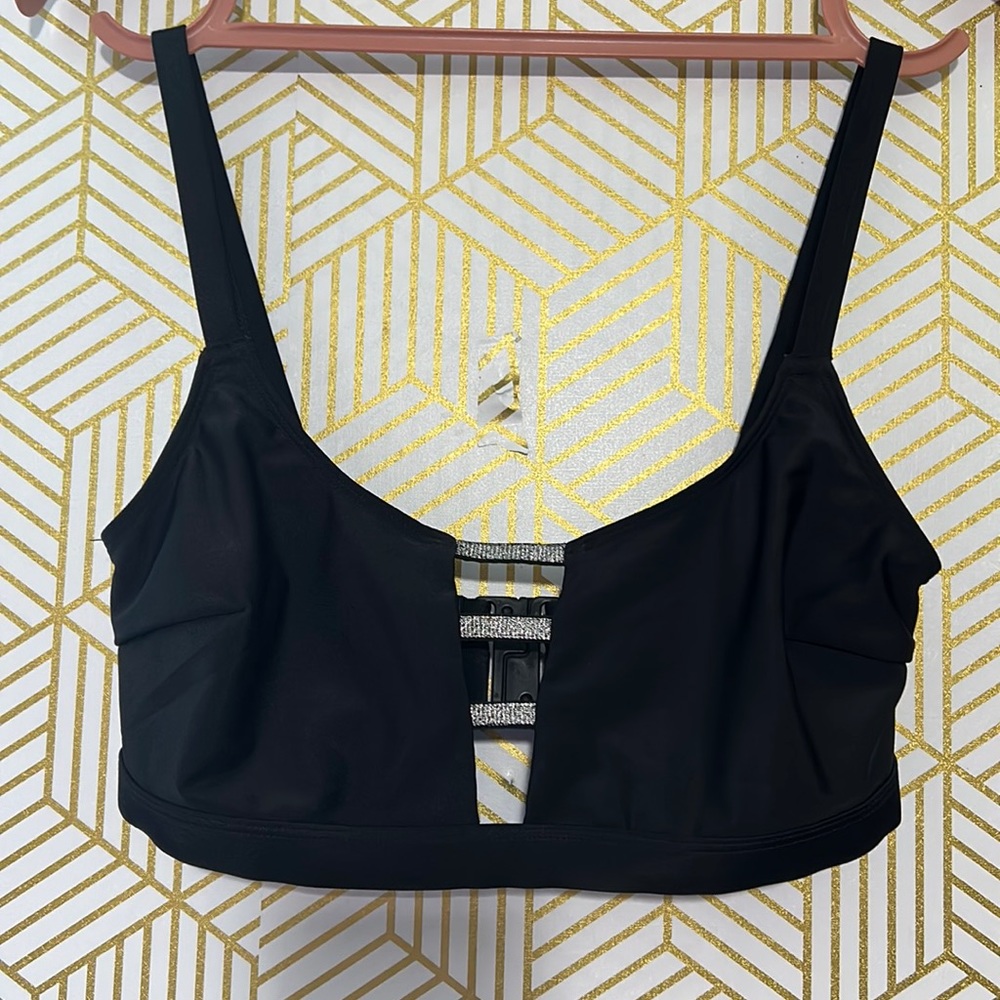 Wolf & wistle swim top 6D/DD-E